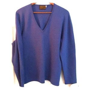 Pendleton blue wool V-neck sweater L